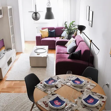 La Maison *